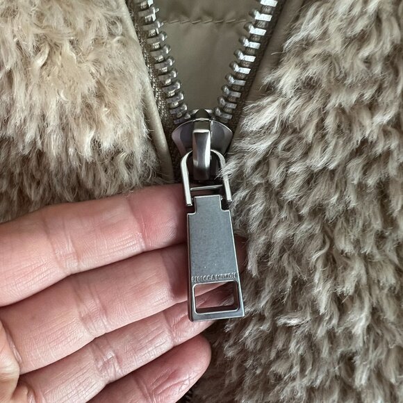 Rebecca Minkkoff Women's Cropped Bomber Faux Fur Coat Jacket SMALL in Natural - Picture 6 of 13